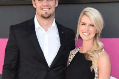 Everyone Is Praying For Derek Carr And His Family