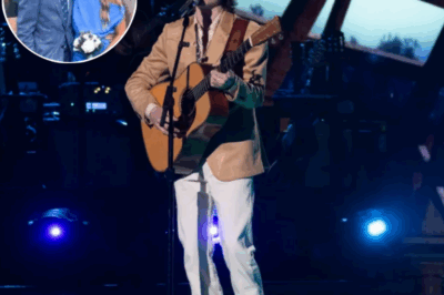 “I Should’ve Held Her Tighter” – John Foster’s latest track will leave you SPEECHLESS. A song that hits you right in the heart, filled with raw emotion and love lost. Listen now and feel every word. #JustAsSheWasLeaving #JohnFoster #HeartbreakMusic
