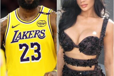 Kylie Jenner Drops Lakers Shirt for Blkini and Sends Social Media Into Overdrive