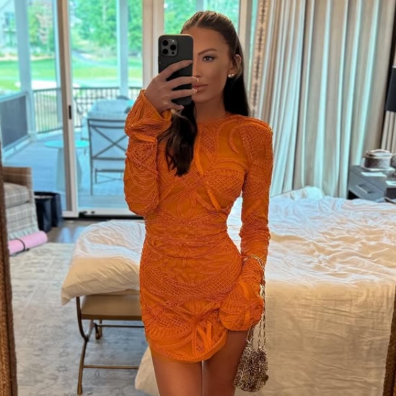 PHOTOS: Paulina Gretzky Bared It All As She Posed T0pl3ss Outside In