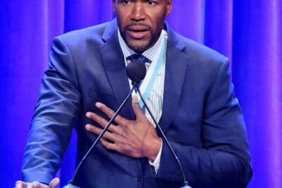 NFL Fans Break Down After Michael Strahan Shares Emotional Family Update
