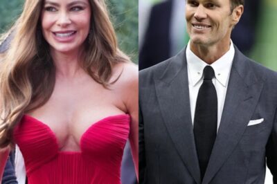 PHOTO: Social Media Is Buzzing After Tom Brady Was Spotted Having Dinner With Sofia Vergara