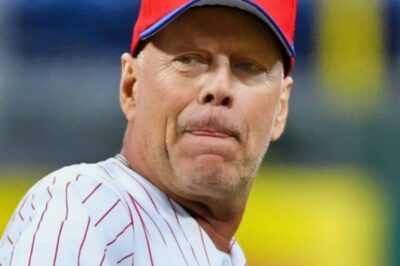 Everyone Praying For Bruce Willis After Heartbreaking Update On His Health & Well-Being