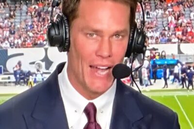 NFL Fans Were Calling For Tom Brady To Be Fired During Cowboys-Bears Game On FOX