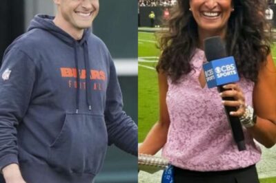 NFL Reporter Fires Back at Bears HC Ben Johnson After His Aggressive Gesture in Tense Interview